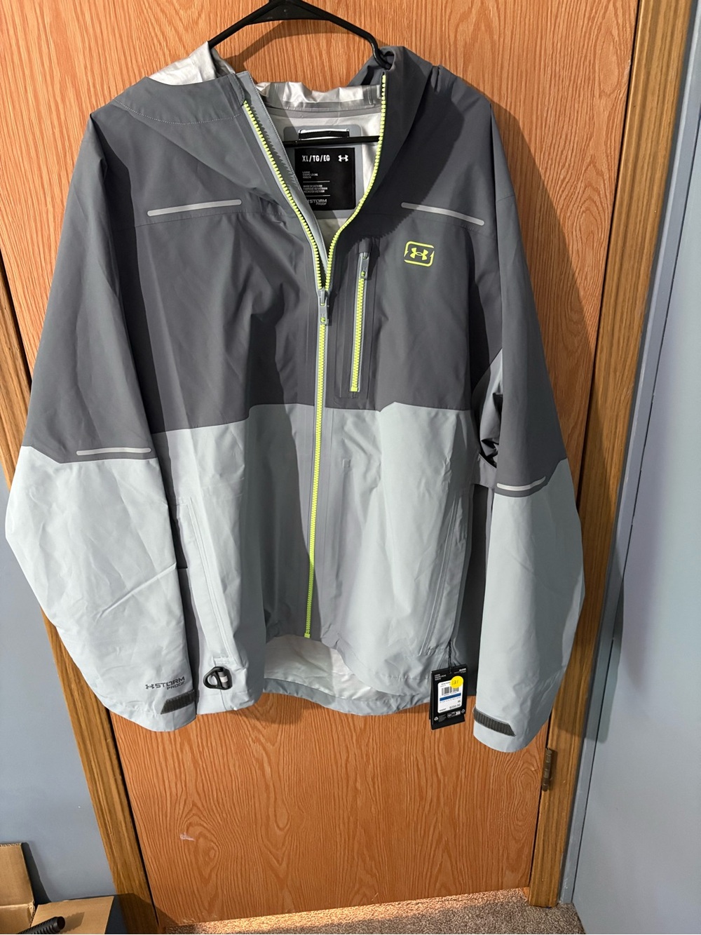 Under Armour Men's Fish Elite Rain Jacket - Picture 2 of 5